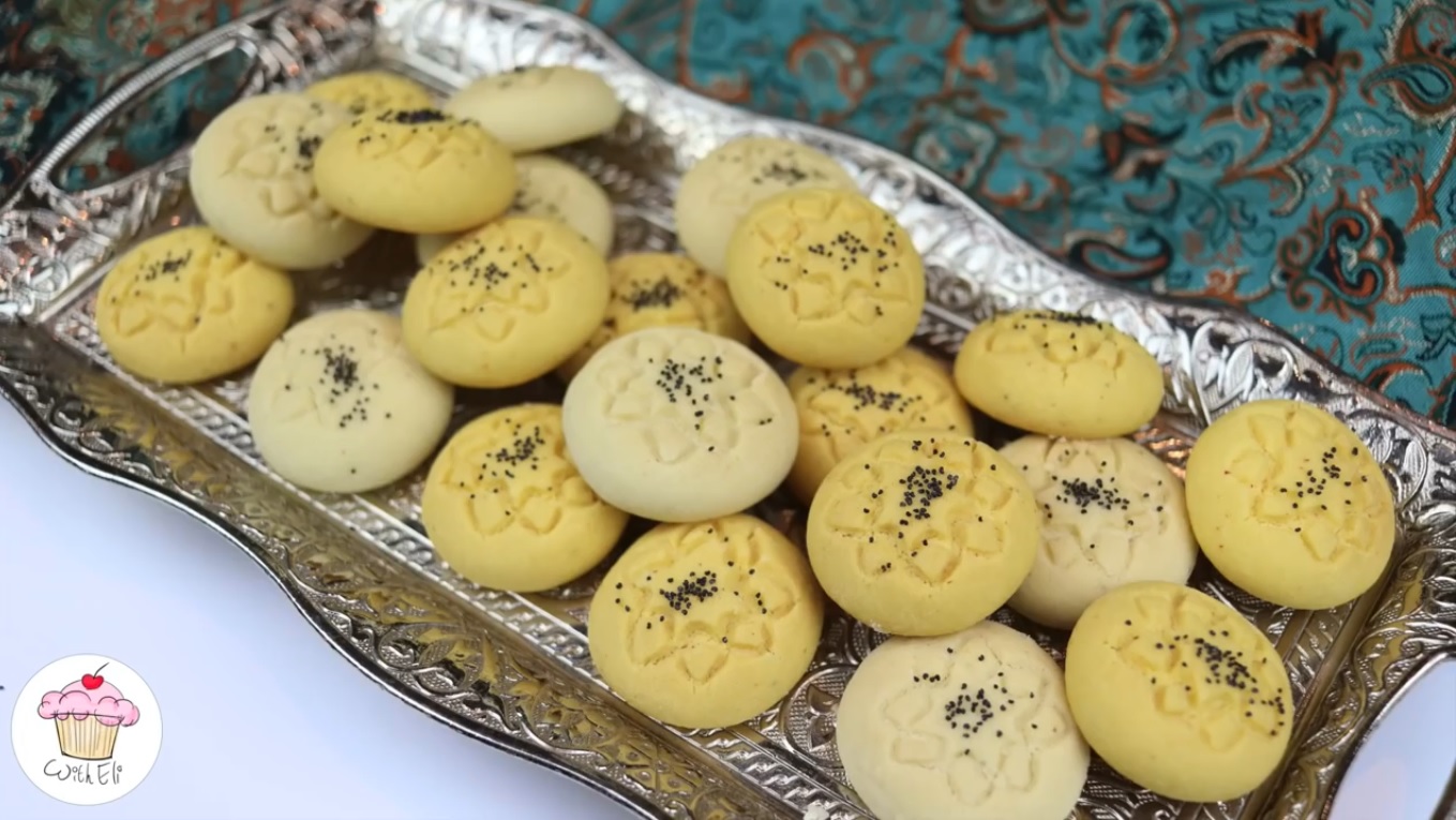 آموزش پخت نان برنجی